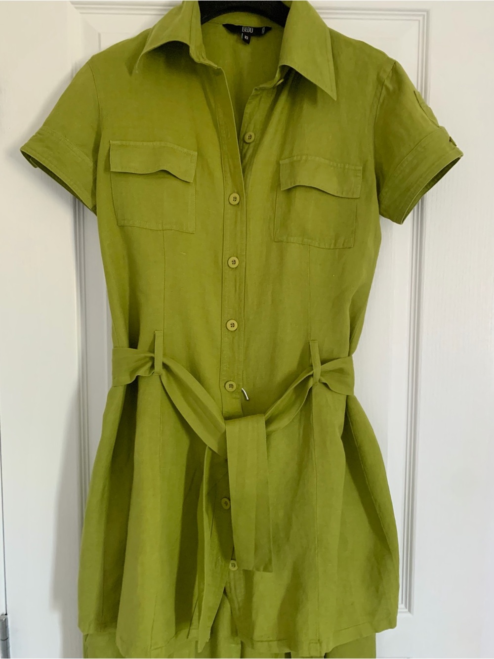 Olive Green Linen 2 Piece Set: Pants & Shirt ๐ - Picture 4 of 16